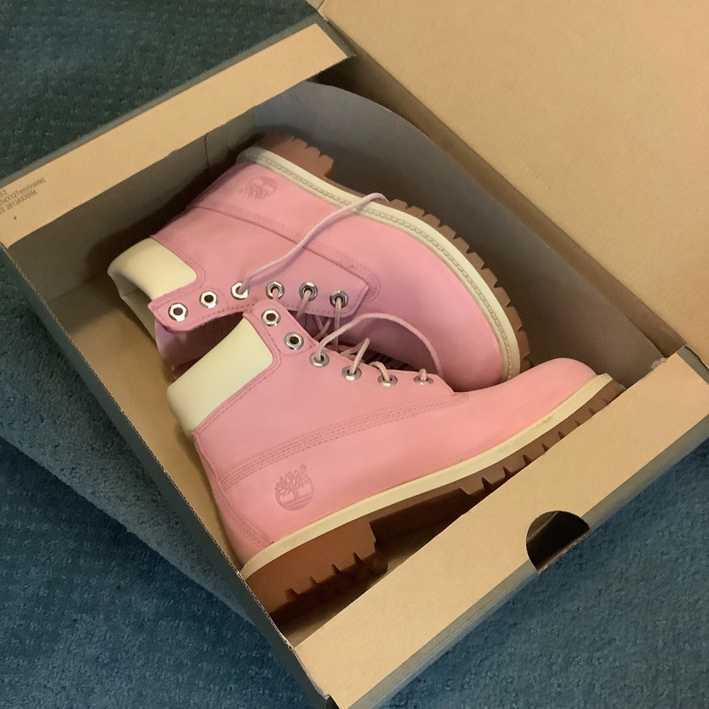 Timberland | Waterproof Pink Boots (RARE)